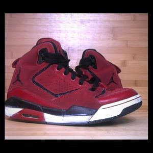 ♻️Nike air Jordan Youth Boys basketball sneakers